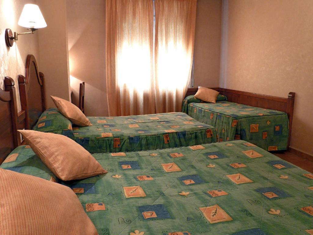 Hotel Bellpi Andorra la Vella Szoba fotó