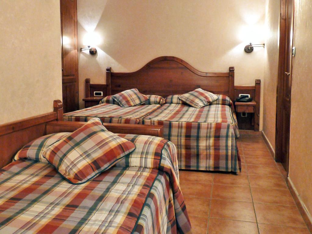 Hotel Bellpi Andorra la Vella Szoba fotó