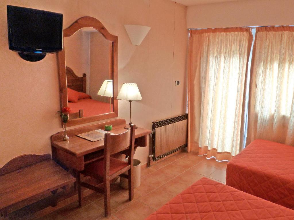 Hotel Bellpi Andorra la Vella Szoba fotó