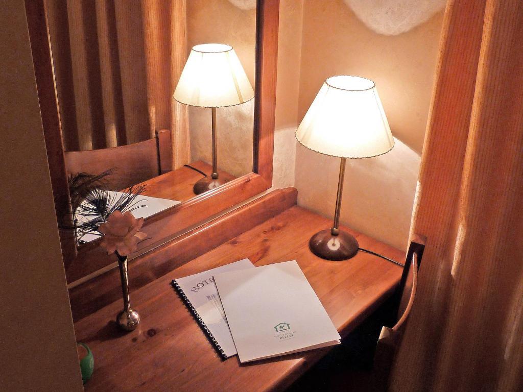 Hotel Bellpi Andorra la Vella Szoba fotó